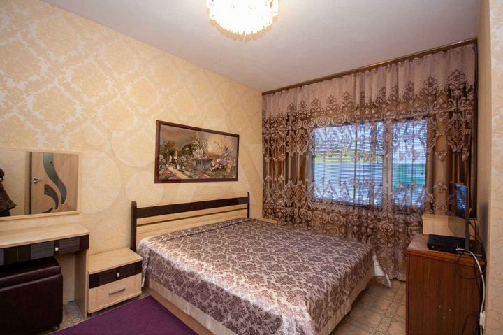 2-к. квартира, 73 м², 2/3 эт.