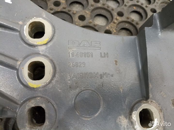 Кронштейн подножки левой Daf XF106