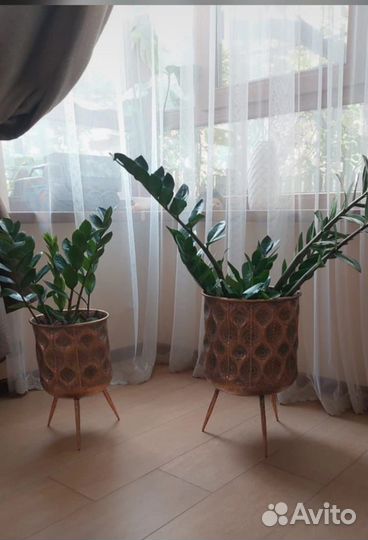 Кашпо из металла большое новое