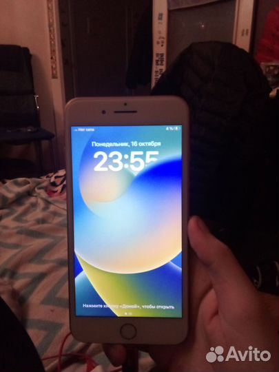 iPhone 8 Plus, 64 ГБ