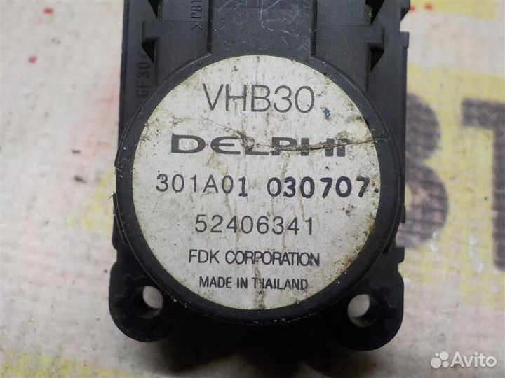 Моторчик заслонки печки Opel Astra H 2004-2014