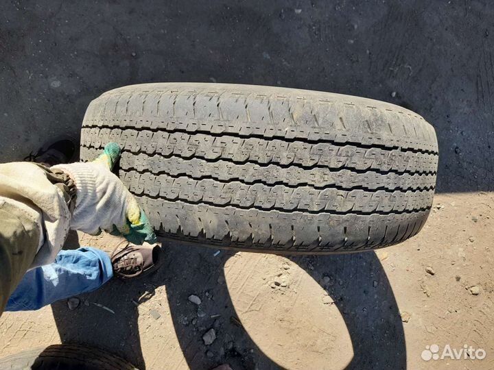 Bridgestone B-style 265/65 R17