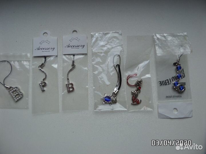 Брелоки для смартфона/телефона