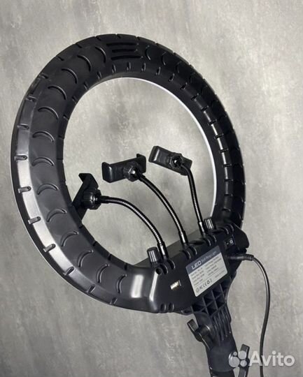 Кольцевая лампа новая
