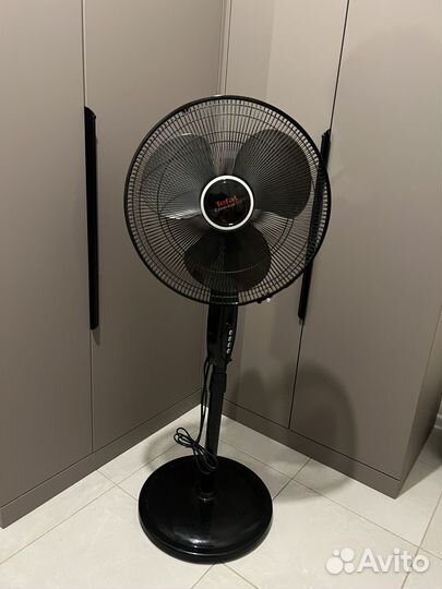 Вентилятор напольный tefal