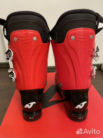 Горнолыжные ботинки детские