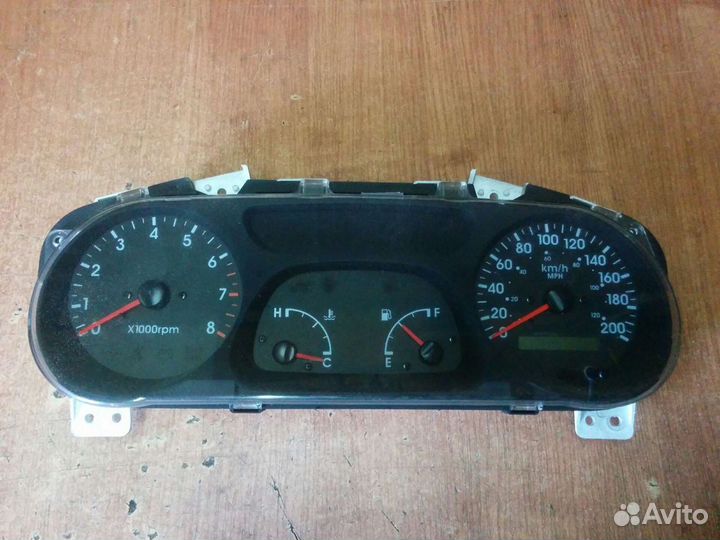 Киа Спортейдж 1 Щиток приборов