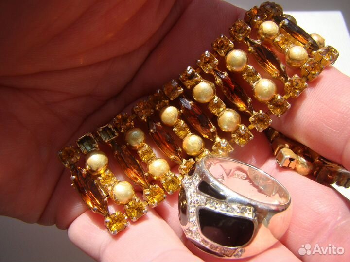 Кольцо бренда Natalia V Collister