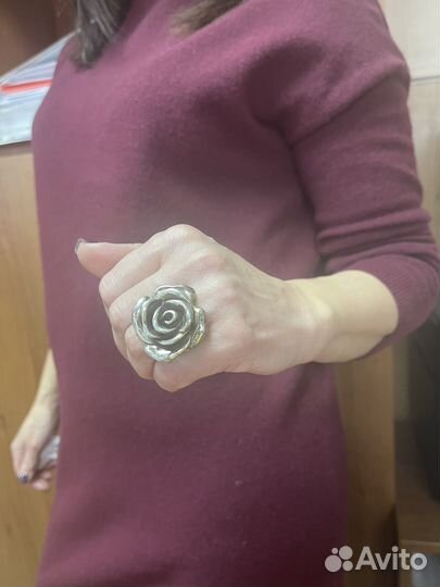 Серебряное кольцо