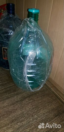 Бутыль пластиковый 19 л