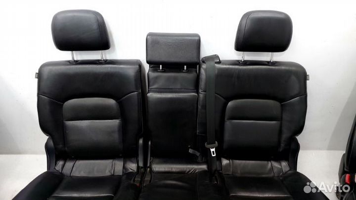 Сиденья комплект Toyota Land Cruiser 200 1VD-FTV
