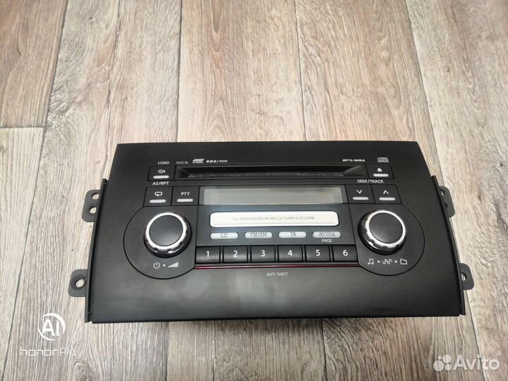 Продам штатную автомагнитолу Сузуки сх4