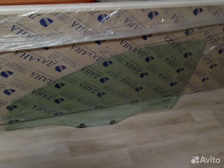 Стекло переднее левое Chevrolet lacetti