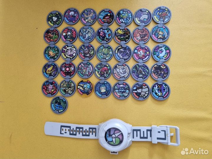 Фишки и часы Yokai. Игрушка йокай watch