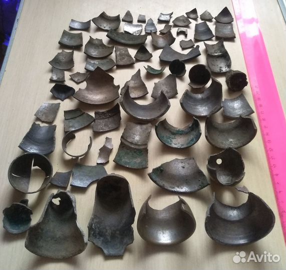 Части колокольчиков для переплавки