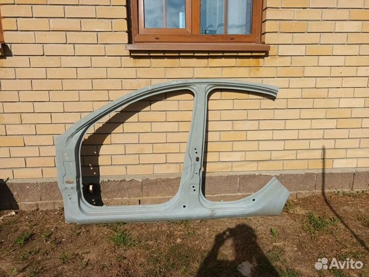 Боковина лада Веста