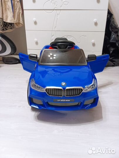 Детский электромобиль новый