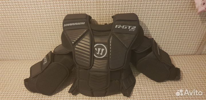 Вратарский нагрудник