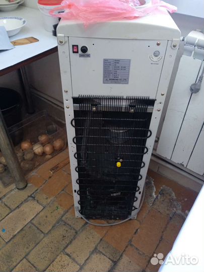 Кулер для воды с холодильником бу