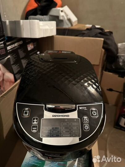 Мультиварка Redmond RMC-M4516