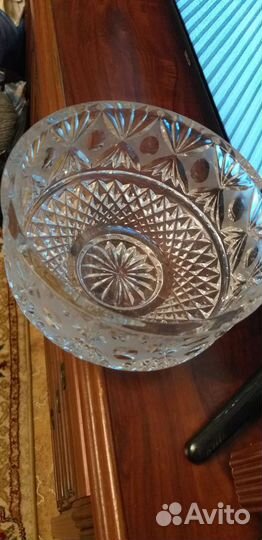 Вазы хрустальные