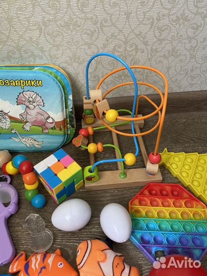 Игрушки для ребенка пакетом