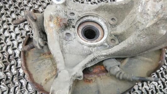 Ступица передняя правая volkswagen passat CC (EEA3