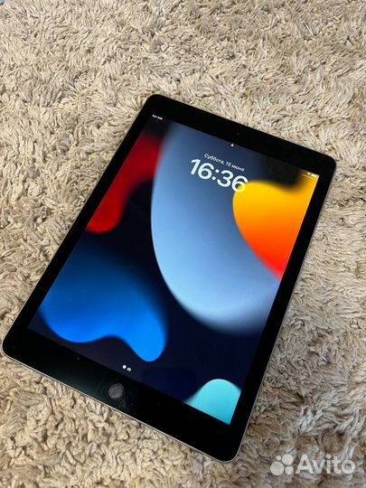 iPad pro 9.7 + Cellular