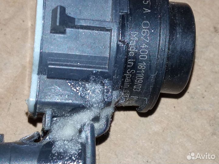 Skoda Audi датчик парковки