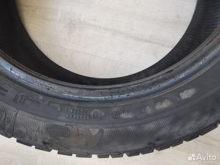 Gislaved NordFrost 100 215/55 R17 98T