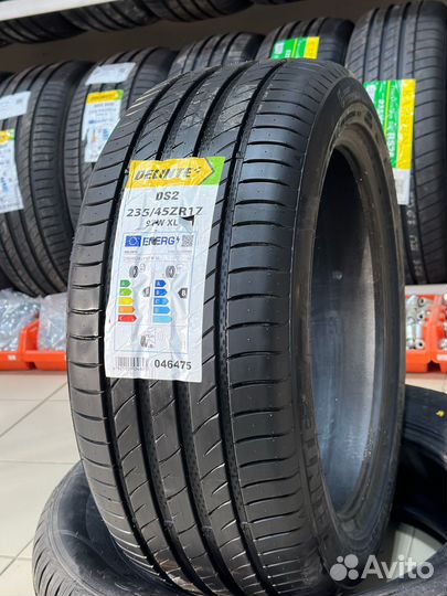 Delinte DS2 235/45 R17 97W