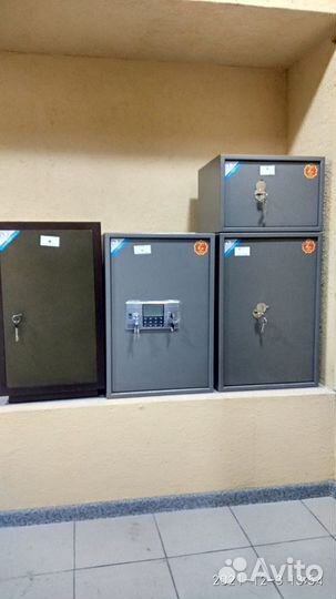 Сейфы и шкафы металлические для дома и офиса