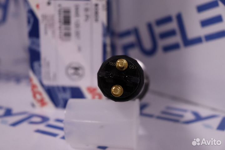 Форсунка топливная 0445120057