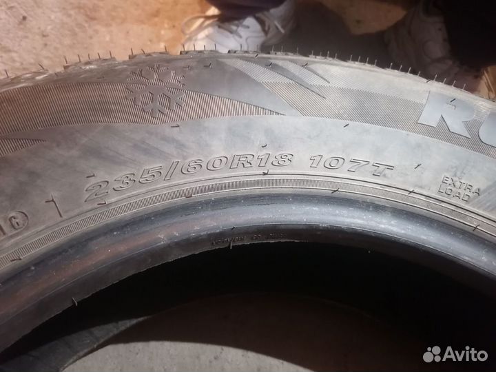 Roadstone Winguard 235/60 R18