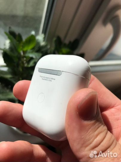 Беспроводные наушники AirPods 2