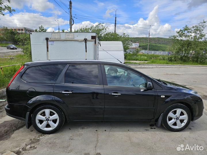 Ford Focus 1.8 МТ, 2007, 281 200 км