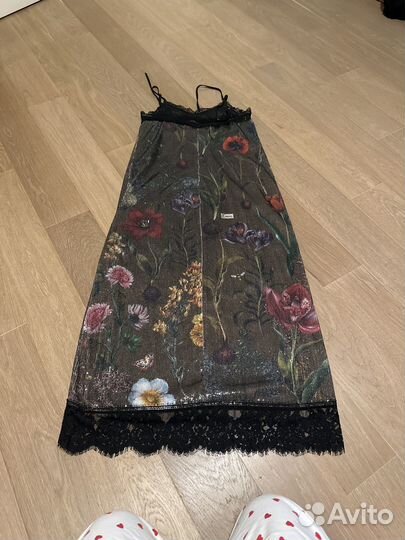 Платье в паетках shervino