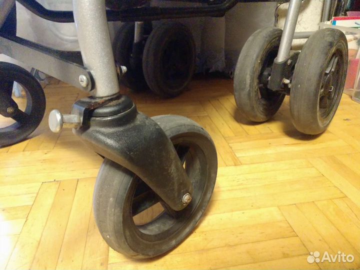 Коляска Umbrella для детей с дцп