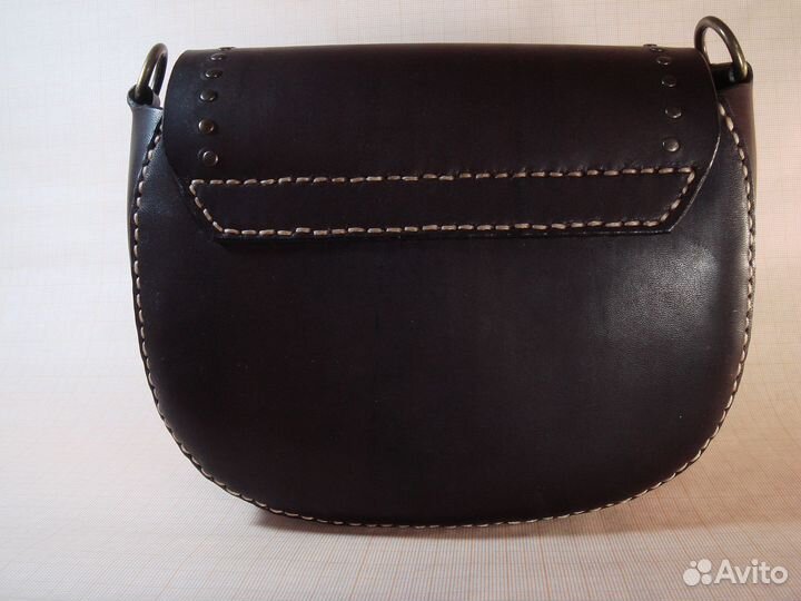 Женская сумка из кожи