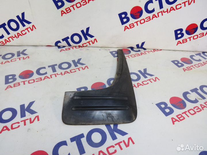 Брызговик Зад Право toyota RAV4 ACA20W, ACA21W, ZC