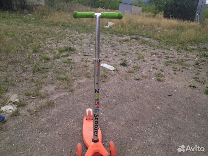 Продаю самокат scooter