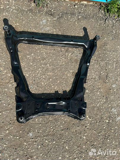 Подрамник балка Nissan X-Trail Renault Koleos