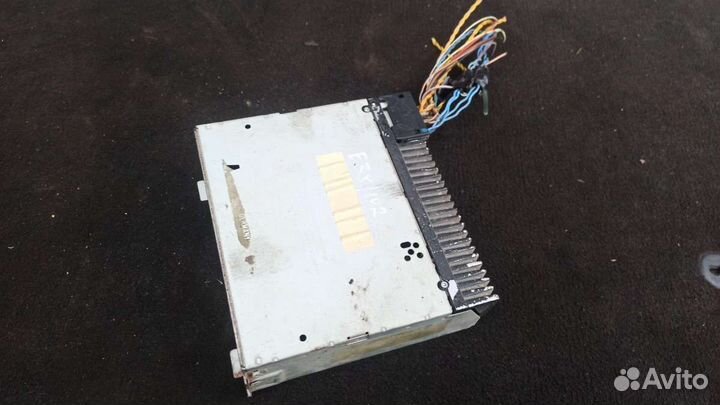 Усилитель акустический для BMW 7 E38