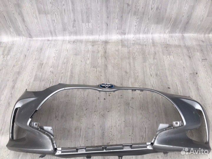 Бампер перед. toyota yaris