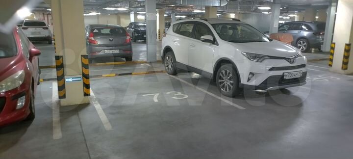 Машиноместо, 18 м²