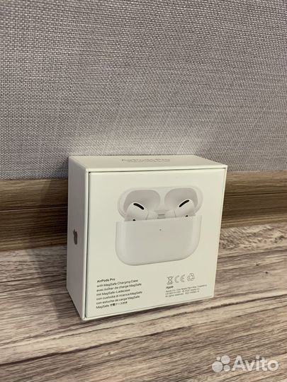 Беспроводные наушники AirPods Pro