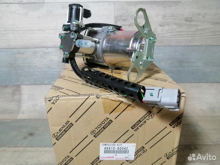 Насос активной подвески Land Cruiser Prado 150, Le