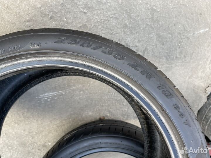 Pirelli P Zero 255/35 R18 94Y