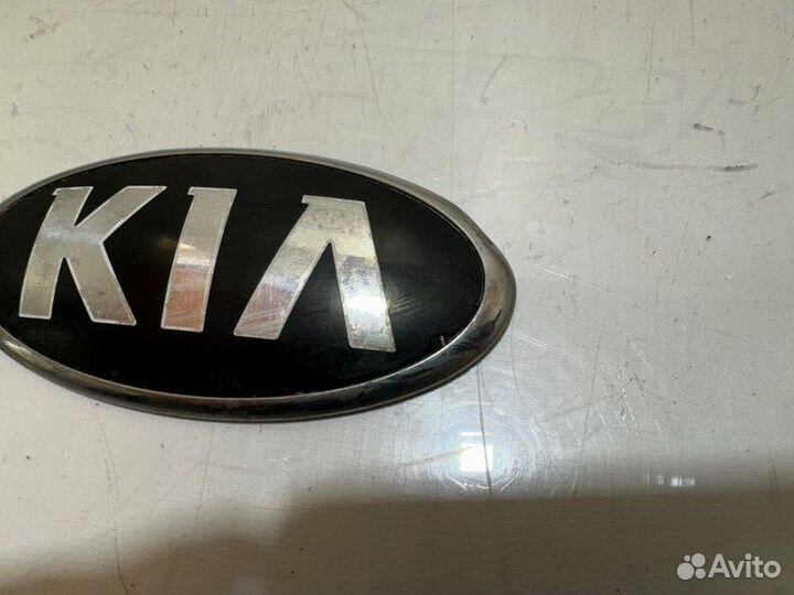 Эмблема решетки радиатора Kia Ceed JD D4FB 2013