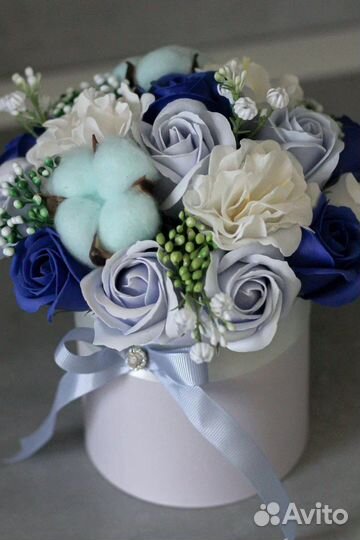 Мыльные цветы в букете